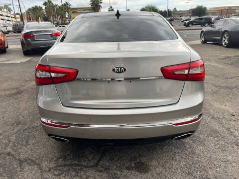 2014 Kia Cadenza Premium