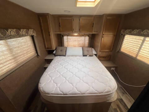 2015 Coachmen RV Freelander