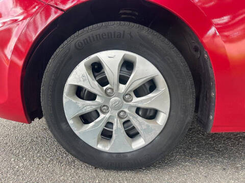 2016 Hyundai Accent SE