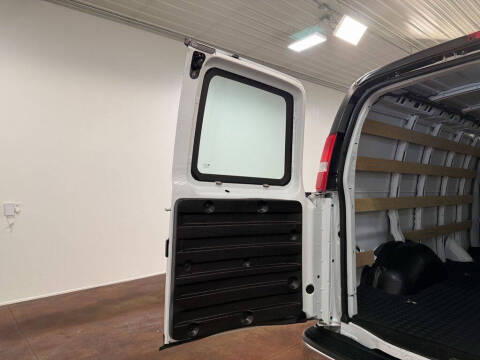 2024 GMC Savana 2500