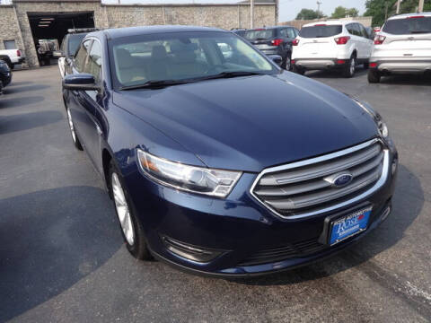 2016 Ford Taurus