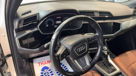 2021 Audi Q3 quattro Premium 40 TFSI