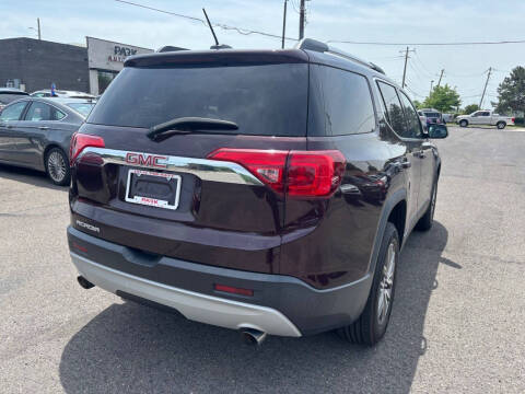 2017 GMC Acadia SLE-2