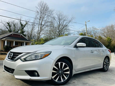 2017 Nissan Altima for sale at Cobb Luxury Cars in Marietta GA