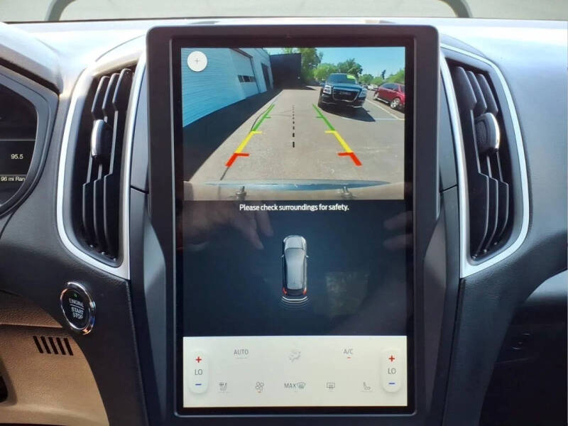 2024 Ford Edge
