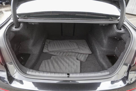 2023 BMW 5 Series 530i