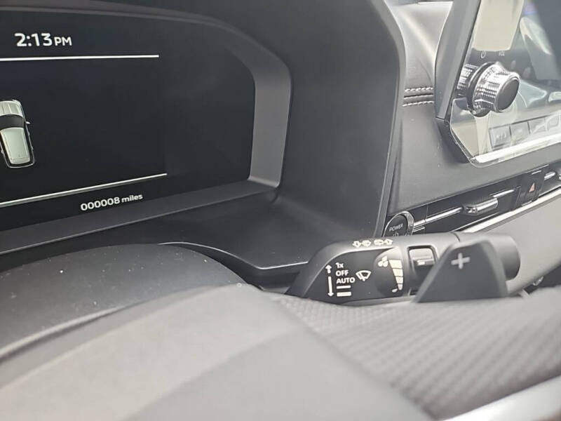 2025 Mitsubishi Outlander PHEV SEL