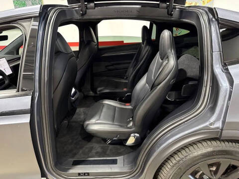 2022 Tesla Model X Plaid