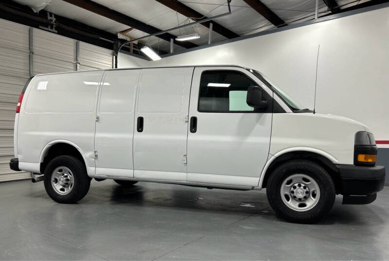 2019 Chevrolet Express 2500