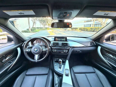 2017 BMW 3 Series 320i