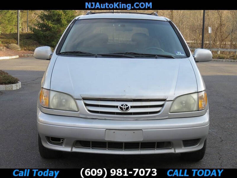 2003 Toyota Sienna LE