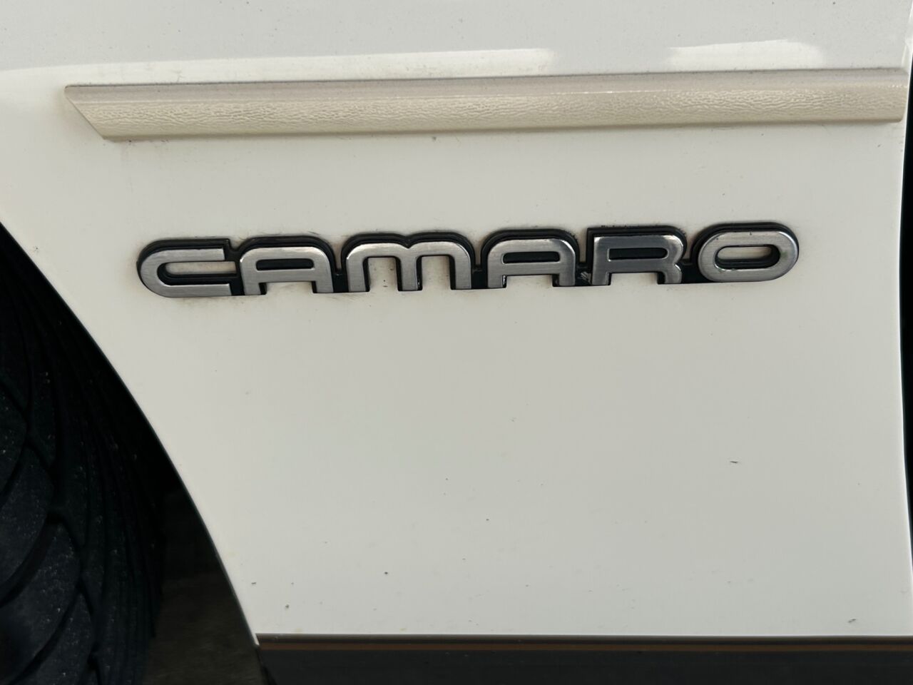 1987 Chevrolet Camaro 17