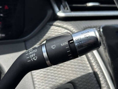 2021 Land Rover Range Rover Velar P250 R-Dynamic S