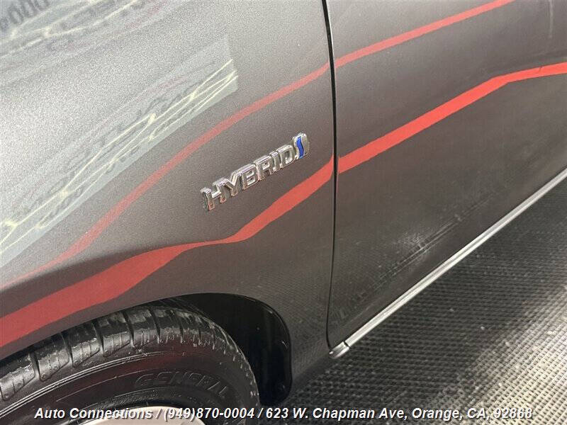 2014 Toyota Prius c Three