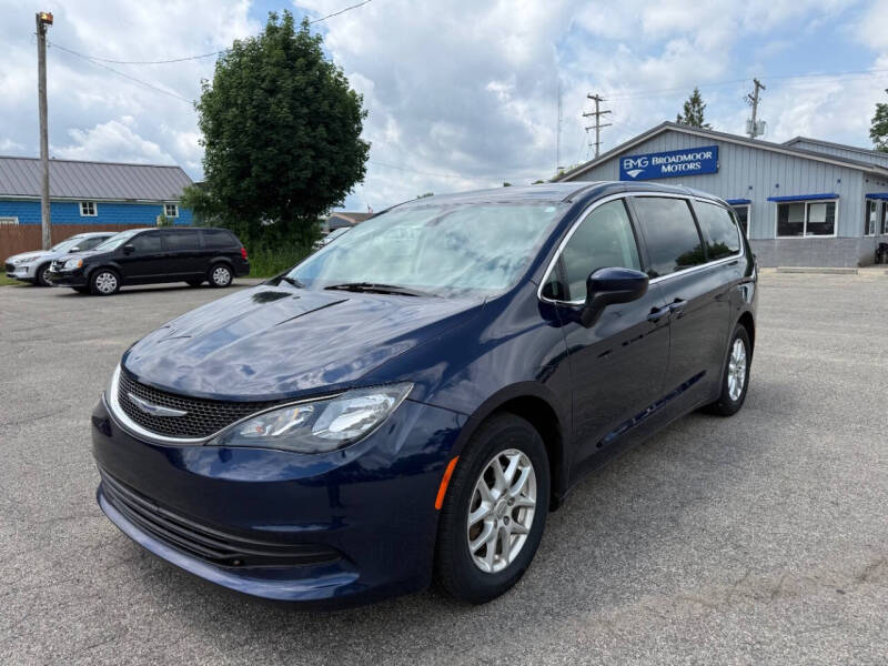 2020 Chrysler Voyager LX