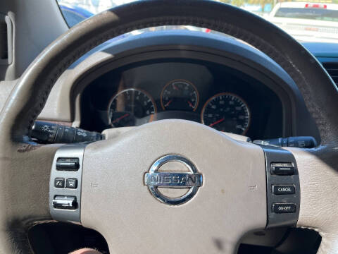 2011 Nissan Armada Platinum