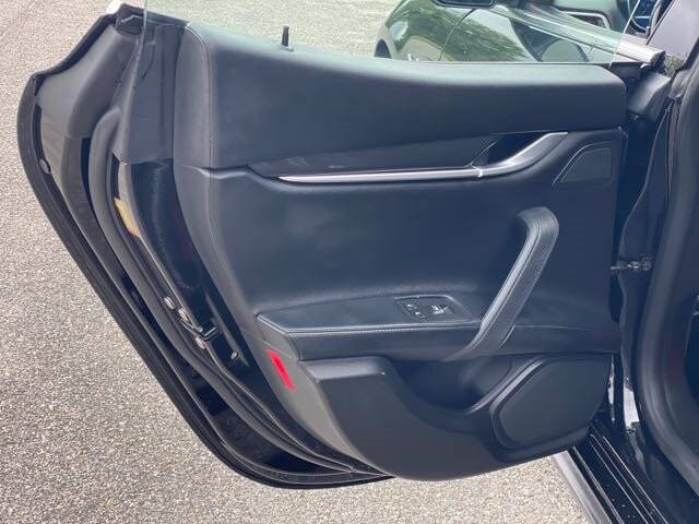 2017 Maserati Ghibli S