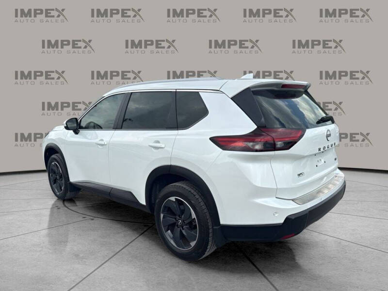 2024 Nissan Rogue SV