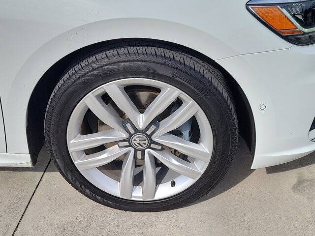 2020 Volkswagen Passat SEL