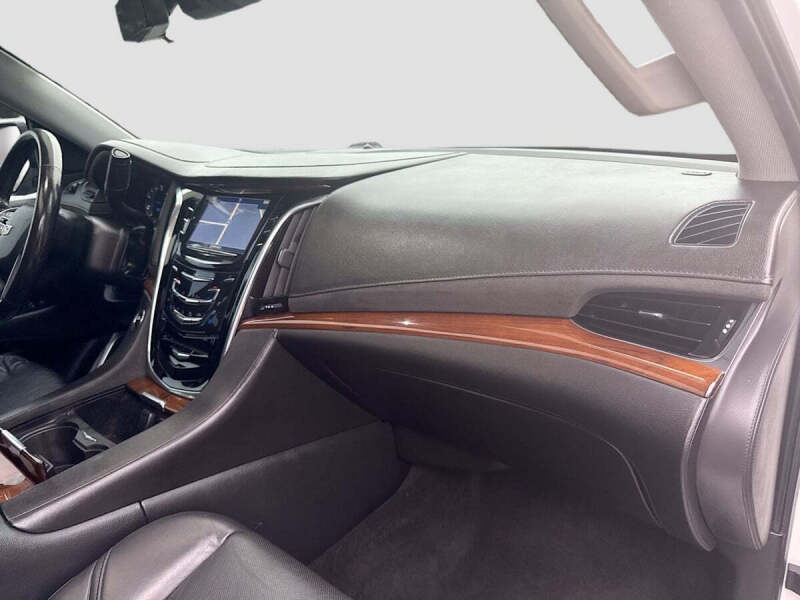 2020 Cadillac Escalade ESV Luxury