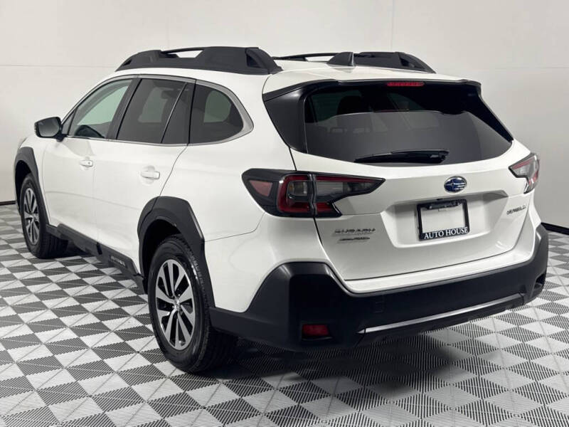 2023 Subaru Outback Premium