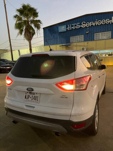 2015 Ford Escape SE