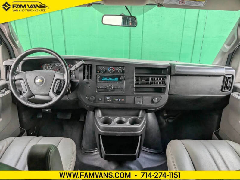 2023 Chevrolet Express 2500