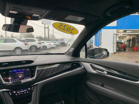 2025 Cadillac XT6 Premium Luxury