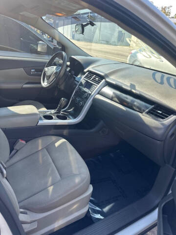 2013 Ford Edge SE