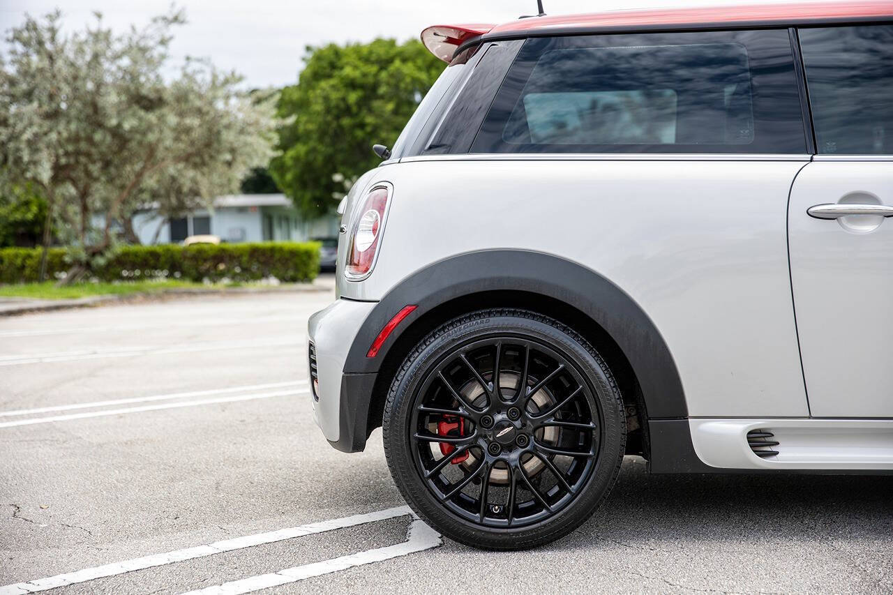 2012 MINI Cooper Hardtop 14