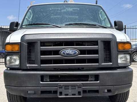 2010 Ford E-Series E-250