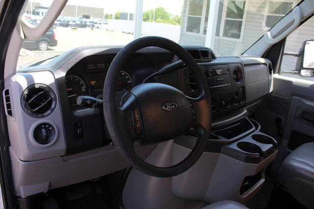 2014 Ford E-Series