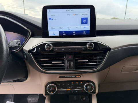 2021 Ford Escape SEL