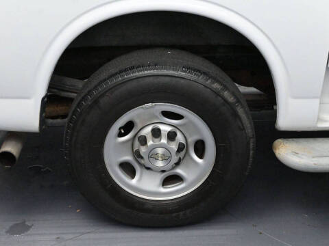 2022 Chevrolet Express 2500