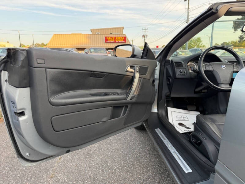 2011 Volvo C70 T5