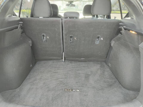 2020 Nissan Kicks SV