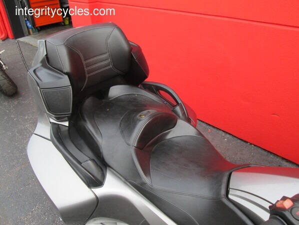 2011 Can-Am Spyder RT-S SE5