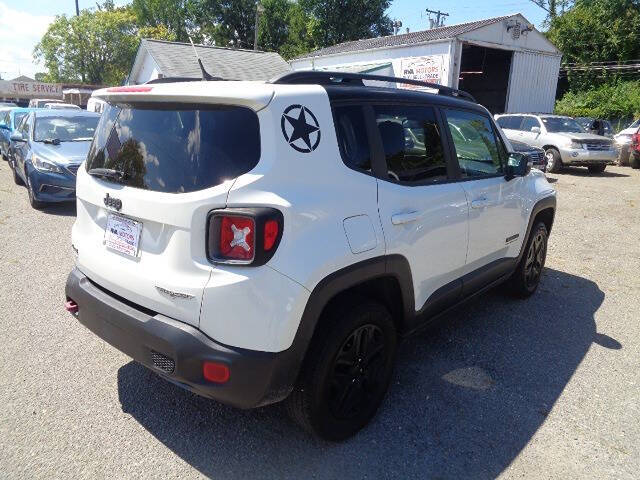 2017 Jeep Renegade Deserthawk