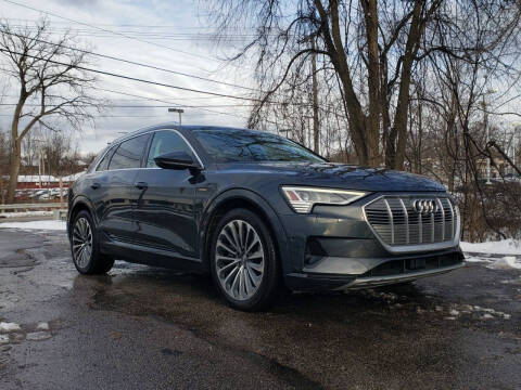 2019 Audi e-tron quattro Prestige