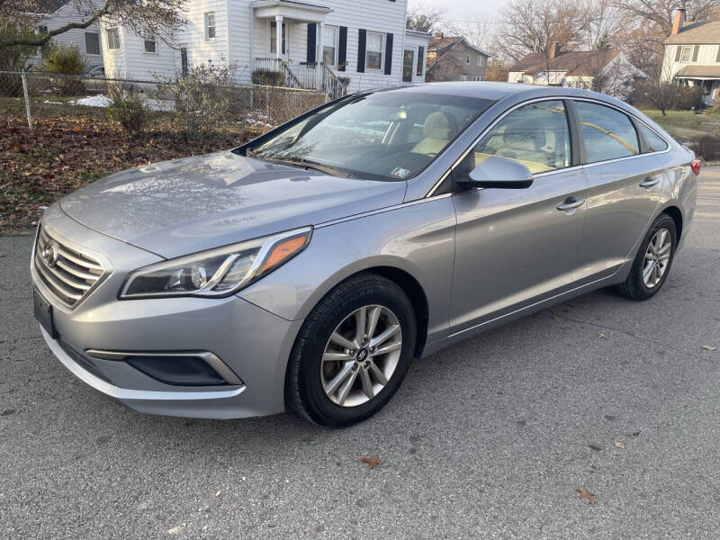 2016 Hyundai Sonata SE's photo