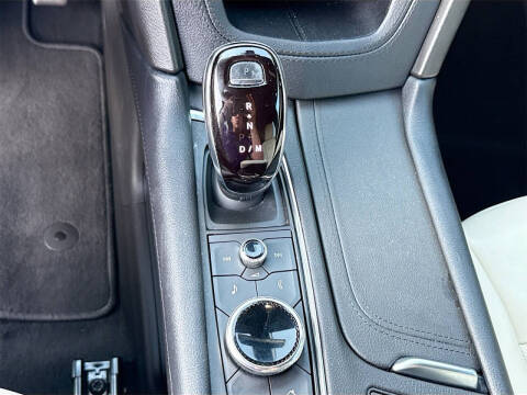 2022 Cadillac XT5 Sport