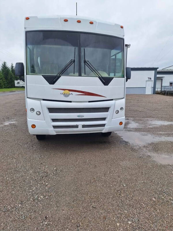 2008 Winnebago Sunova 35J