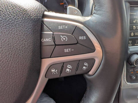 2017 Jeep Grand Cherokee Summit