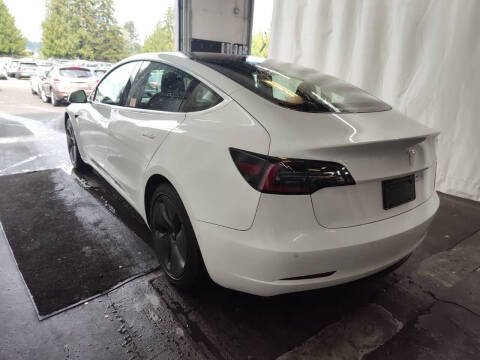 2020 Tesla Model 3 Standard Range Plus
