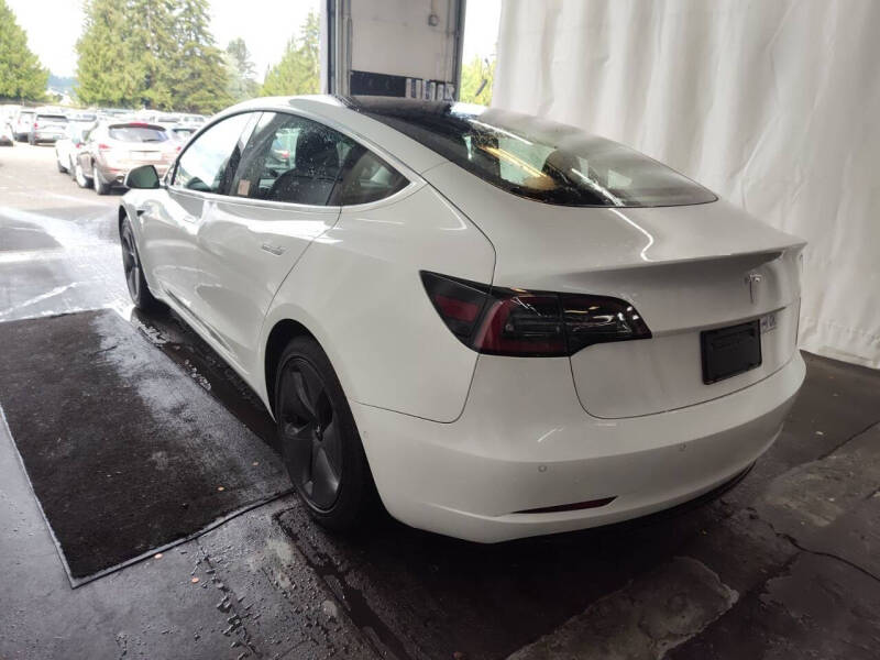 2020 Tesla Model 3 Standard Range Plus