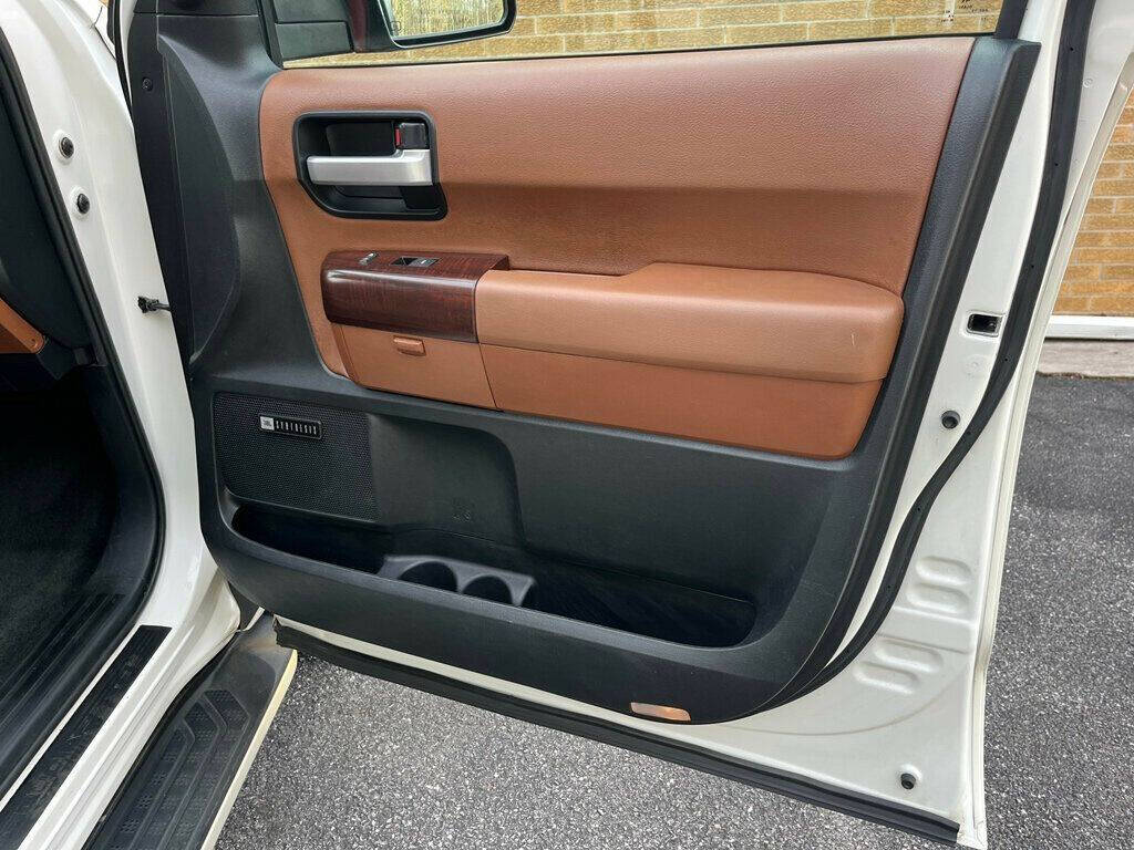 2013 Toyota Sequoia 49