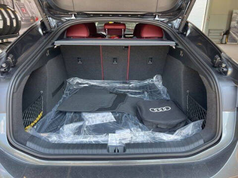 2025 Audi S6 Sportback e-tron quattro Premium Plus