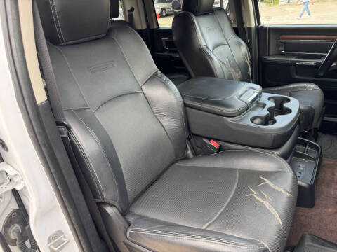 2014 RAM 1500 Laramie