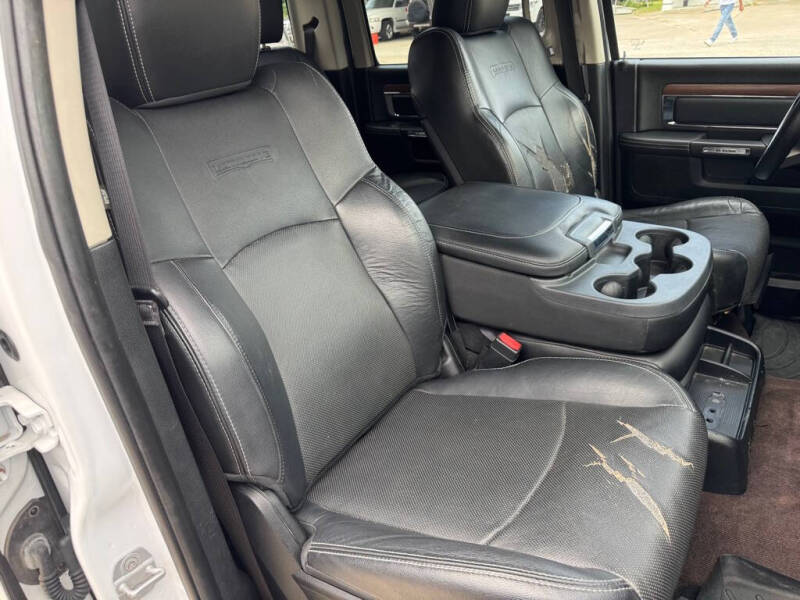 2014 RAM 1500 Laramie