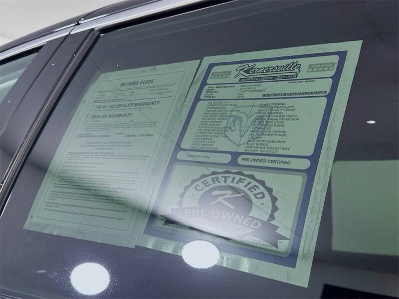 2023 Chrysler Voyager LX